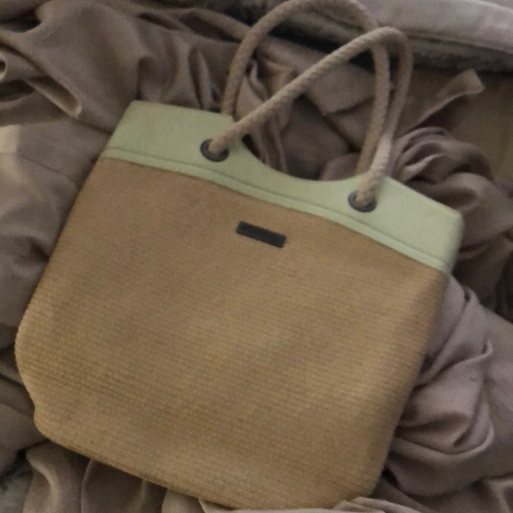 FINAL DAYS-STORE CLOSING Columbia Rope Handle Woven Drawstring Fabric Lined Tote